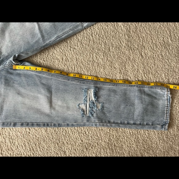 NWT Sold Out VICI Collection Kason High Rise Distressed Denim - Picture 7 of 8